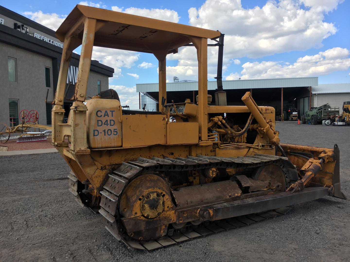 CATERPILLAR D4D